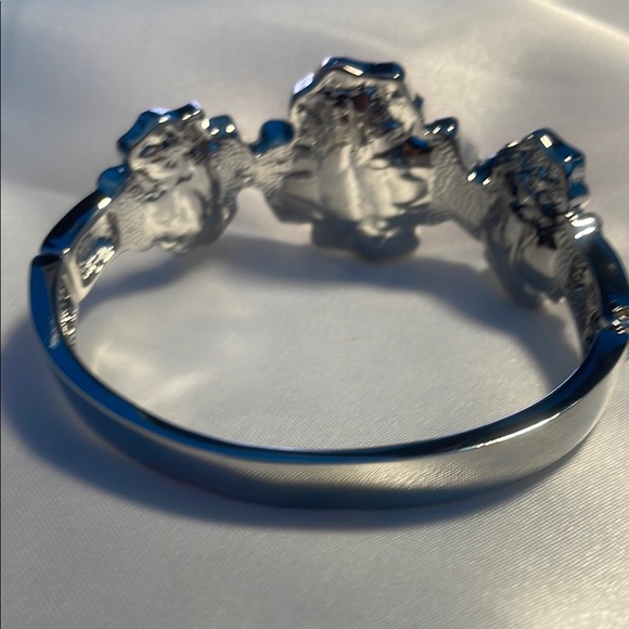 Red Poppy Bracelet - Picture 7 of 9